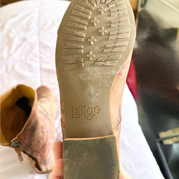 Latigo Floral Ankle Boots - Picture 3 of 7